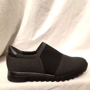MUNRO Slip-on Shoes
